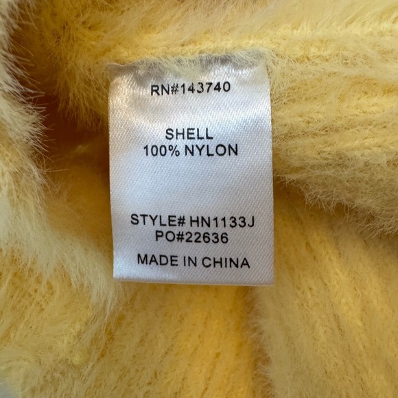 NWT VICI Yellow Fuzzy Knit Pearl Heart Button Front Cardigan- Size Small - Picture 11 of 13